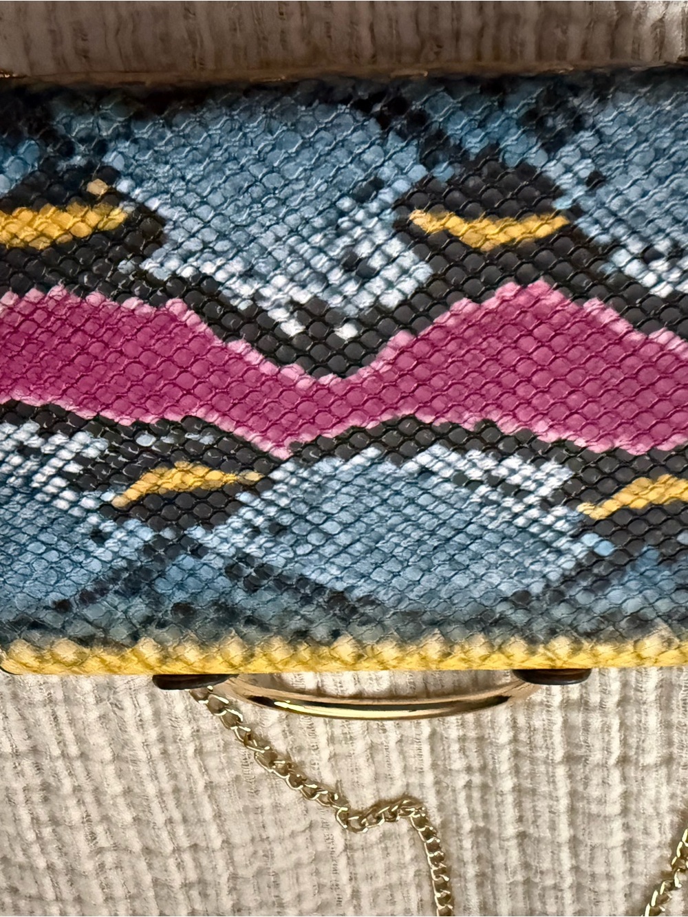 Colorblock Snake-Print Crossbody Bag with Gold Chain - Picture 5 of 7